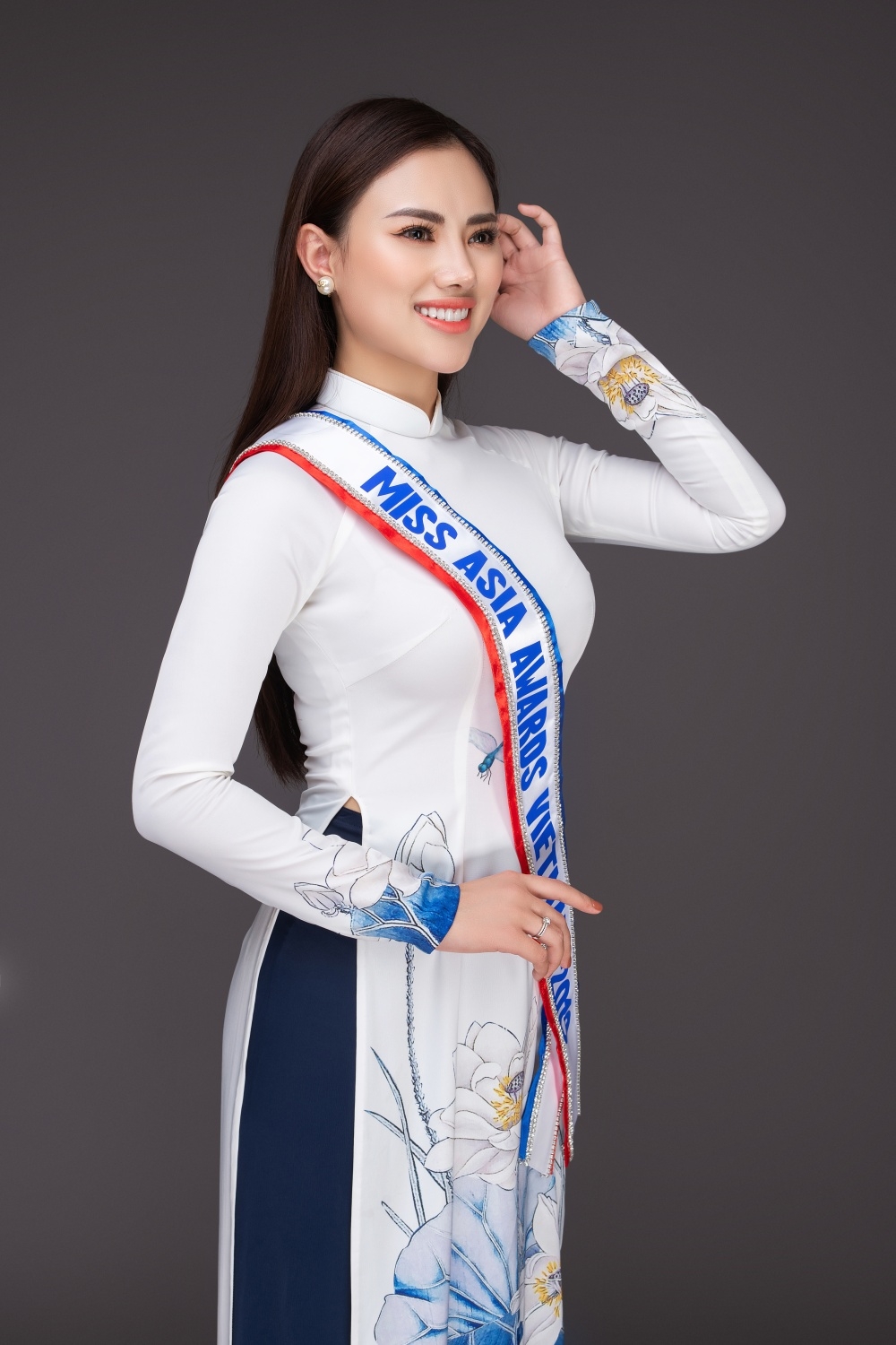 nguoi dep ha vi vi dai dien viet nam tham du miss asia award 2019