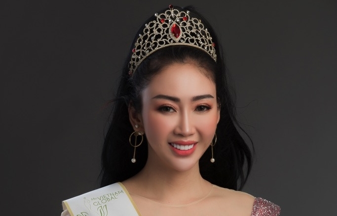 NTK trẻ Võ Nhật Phượng xuất sắc lọt vào top 8 cuộc thi 'Miss Super Lady Of The Word 2019'