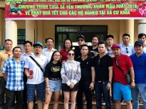Ca sĩ Lâm Vũ và CLB tình hữu nghị Việt Úc mang xuân ấm áp cho bà con nghèo