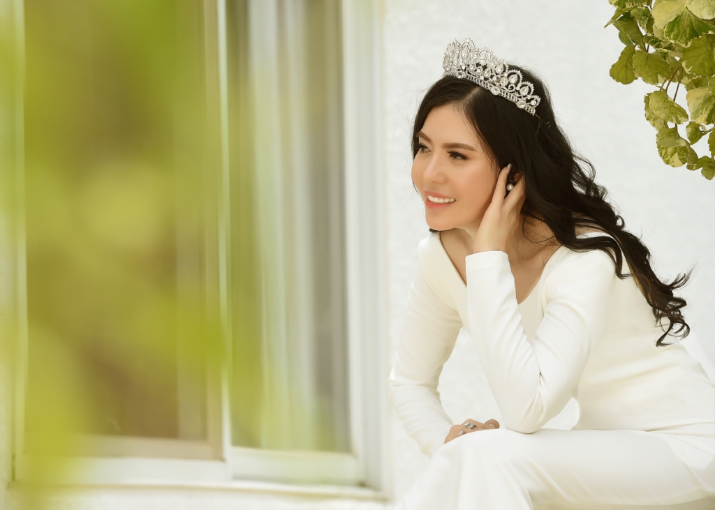 ha anh nguyet co a hau ngheo