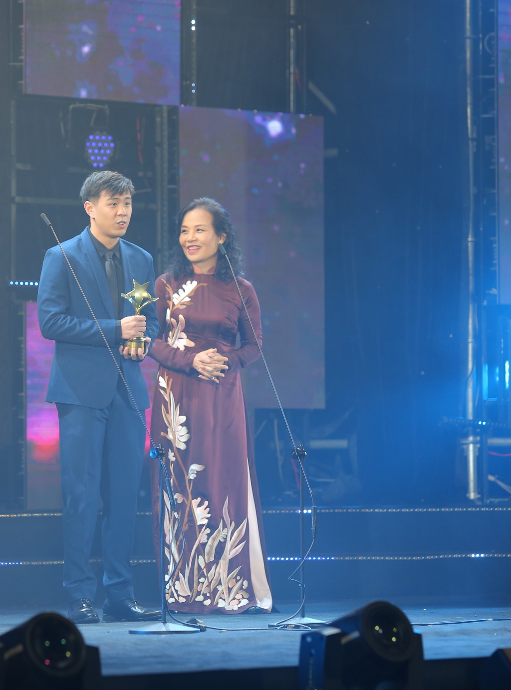 cong bo dan nghe si viet nam tham du giai thuong truyen hinh chau a lan thu 24 asian television awards