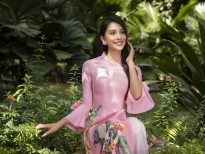 Hoa hậu Tiểu Vy tiết lộ xu hướng áo dài Tết 'hot trend' năm nay