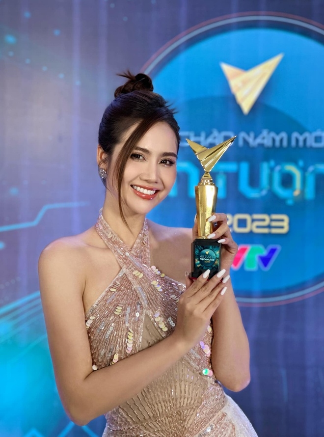 Huyền Lizzie vượt qua Hồng Diễm và Khả Ngân đoạt giải Nữ diễn viên ấn tượng tại ‘VTV Awards 2022’