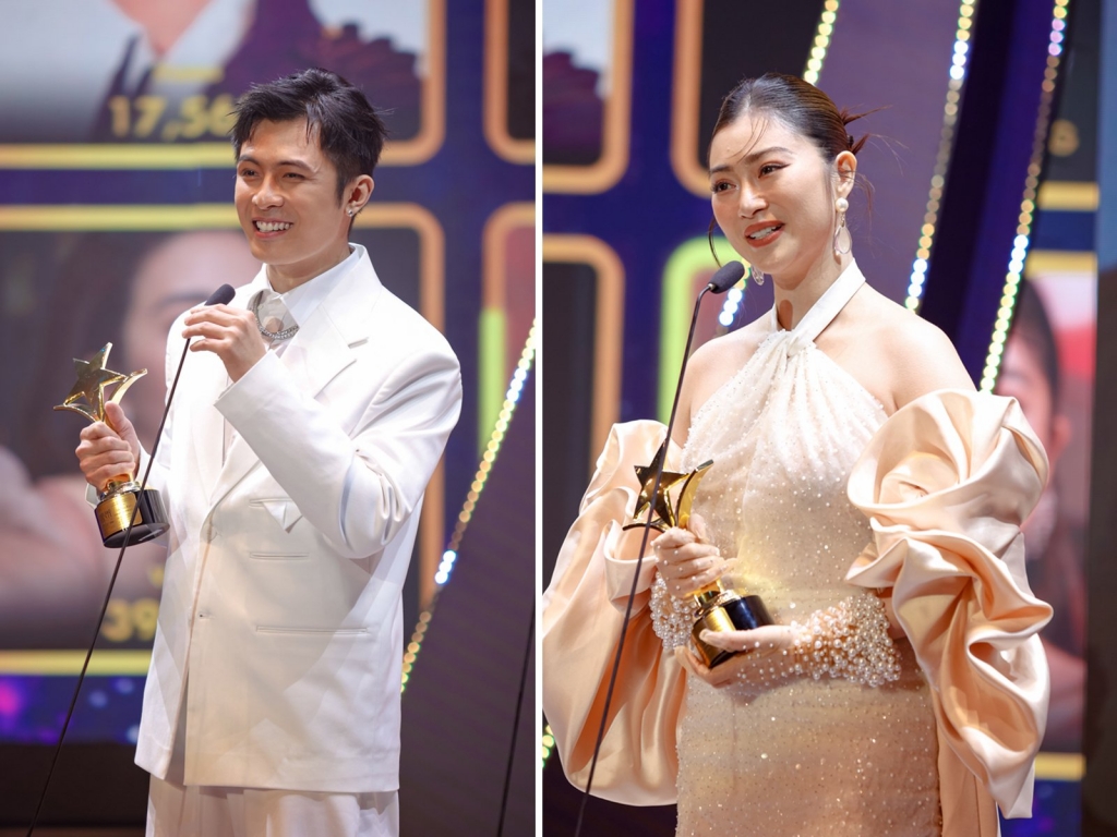 Dàn sao Việt Hương, Chi Pu, Puka, Gin Tuấn Kiệt, Hoàng Hà hào hứng nhận cúp Ngôi Sao Xanh