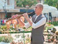 saxophone minh tam bui san lung ca map sieu bao chua tai toa nha landmark 81 cao nhat viet nam