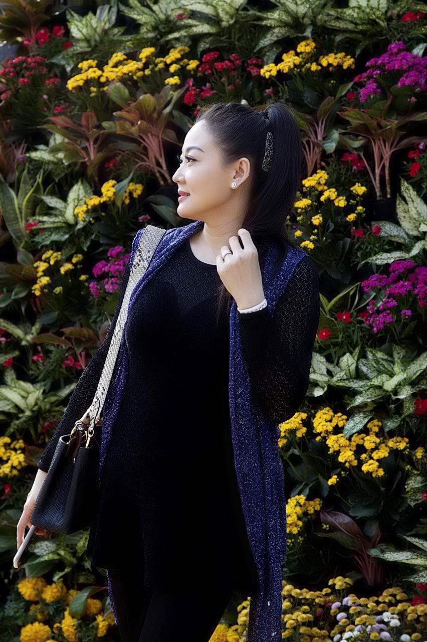 hoa hau kim nhung gian di di vieng chua dau xuan