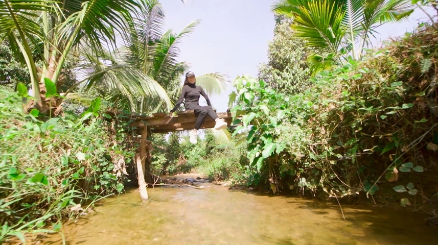 tra ngoc hang he lo nhung bi mat cuoc song voi khan gia trong vlog moi