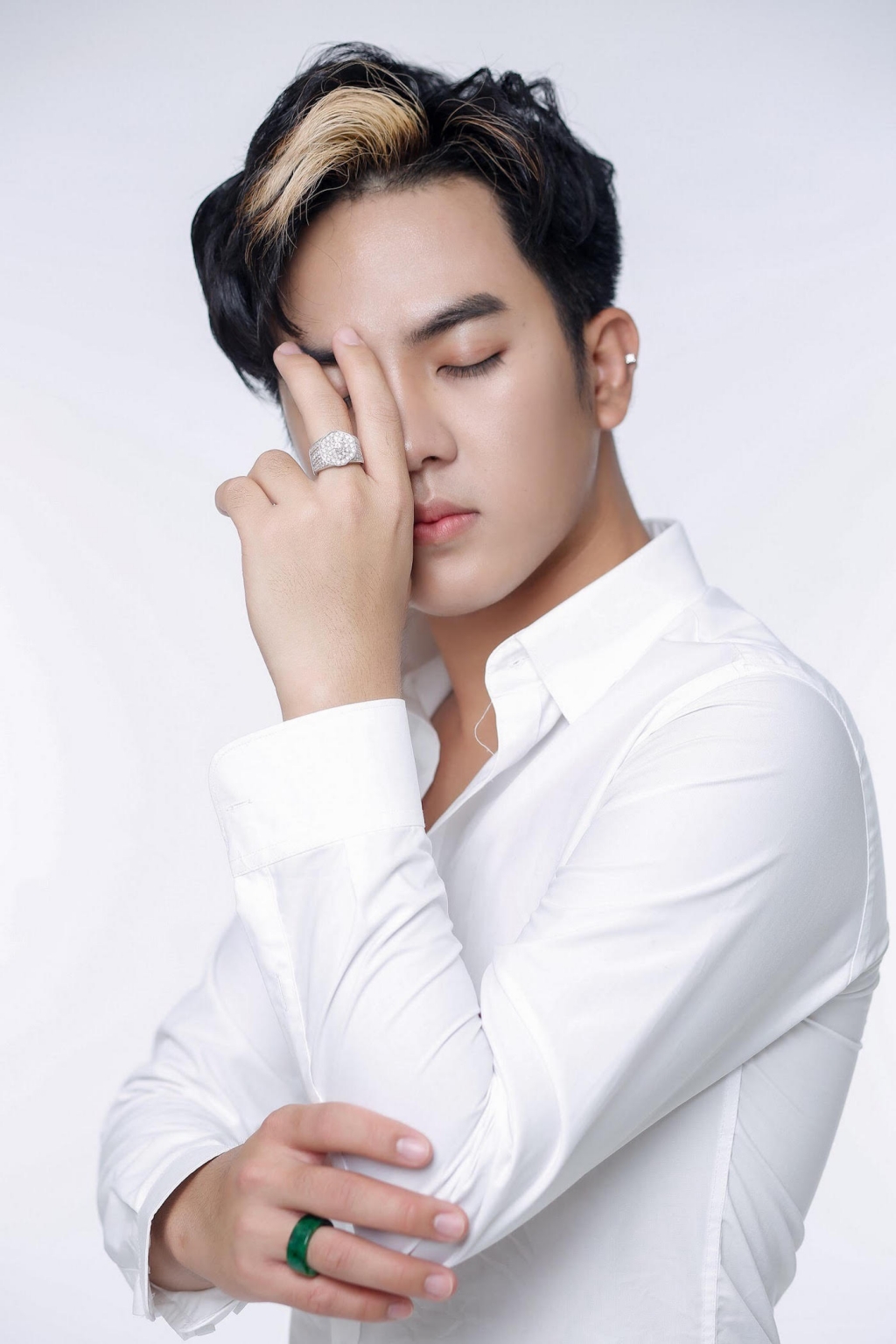 mat mv tram trieu phut 89 duong tung nhan bi van kien tri lam lai tu dau