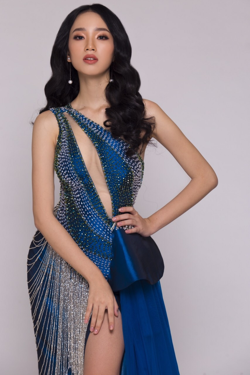 tran hoang ai nhi va con duong gian nan den top 10 miss world vietnam 2019