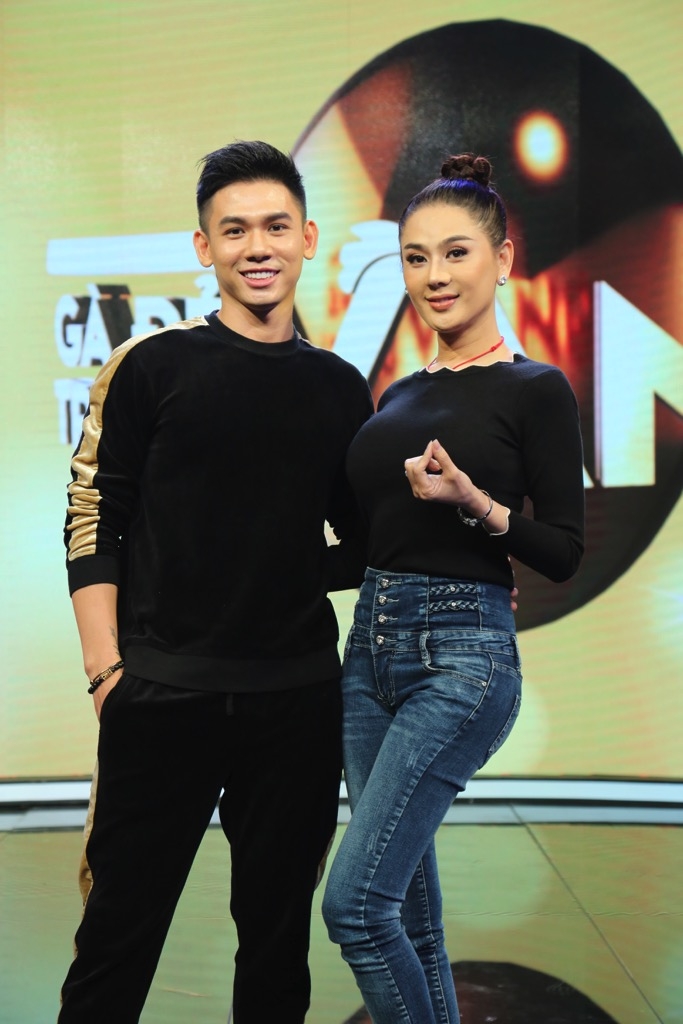 ga de trung vang mc thanh trung thua nhan bi lu lan vi sac dep cua lam khanh chi