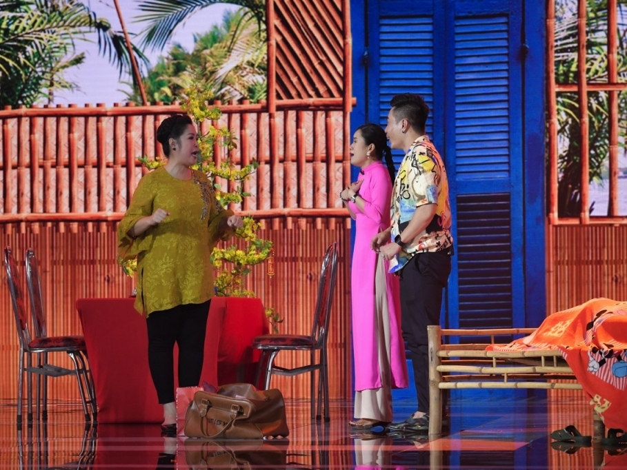 NSND Hồng Vân lần đầu tham gia 'Gala nhạc Việt', mang đến hài kịch Tết vui nhộn cùng dàn nghệ sĩ nổi tiếng