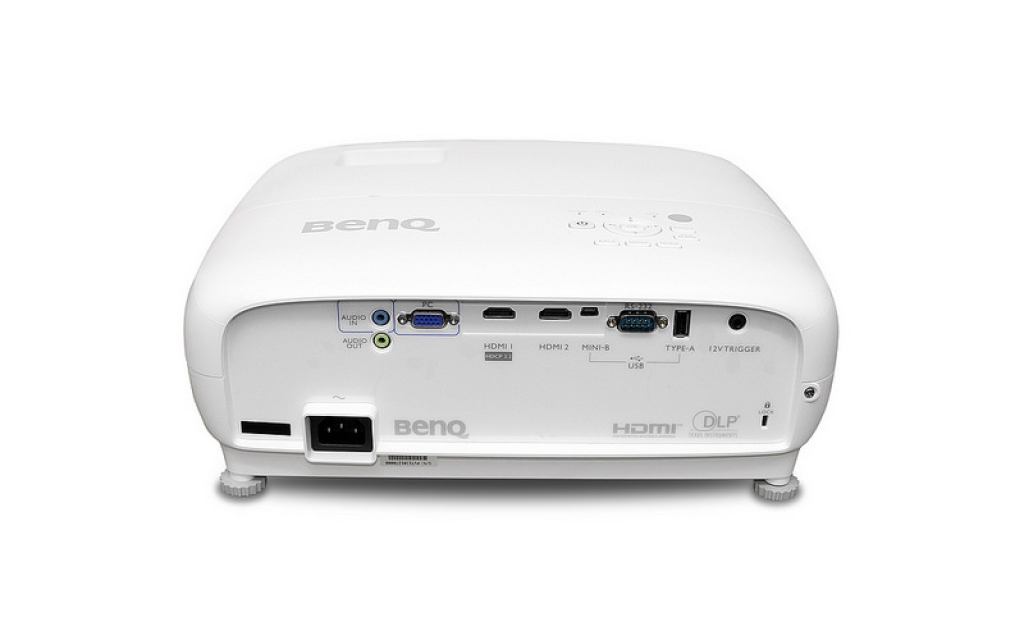 benq w1700 su lua chon tuyet voi danh cho nguoi moi choi may chieu 4k hdr
