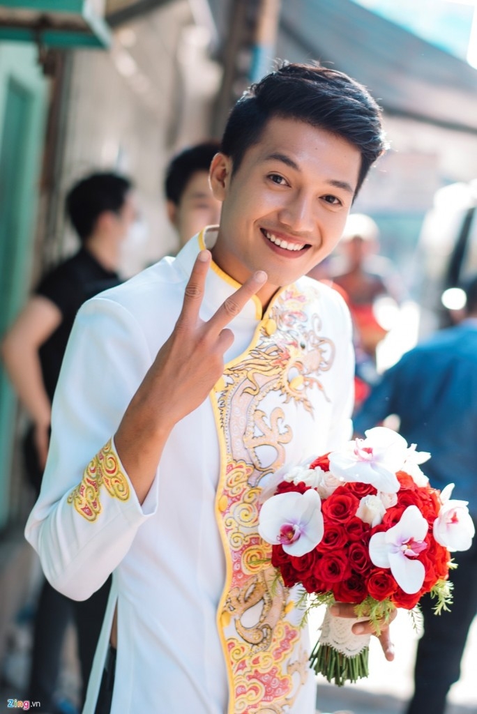 ly hai quang tuan huynh dong ba nam nghe si gian di nhat showbiz