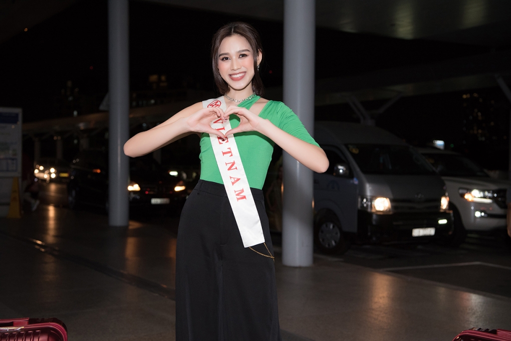 Đỗ Hà chính thức lên đường, quay trở lại với 'Miss World 2021'