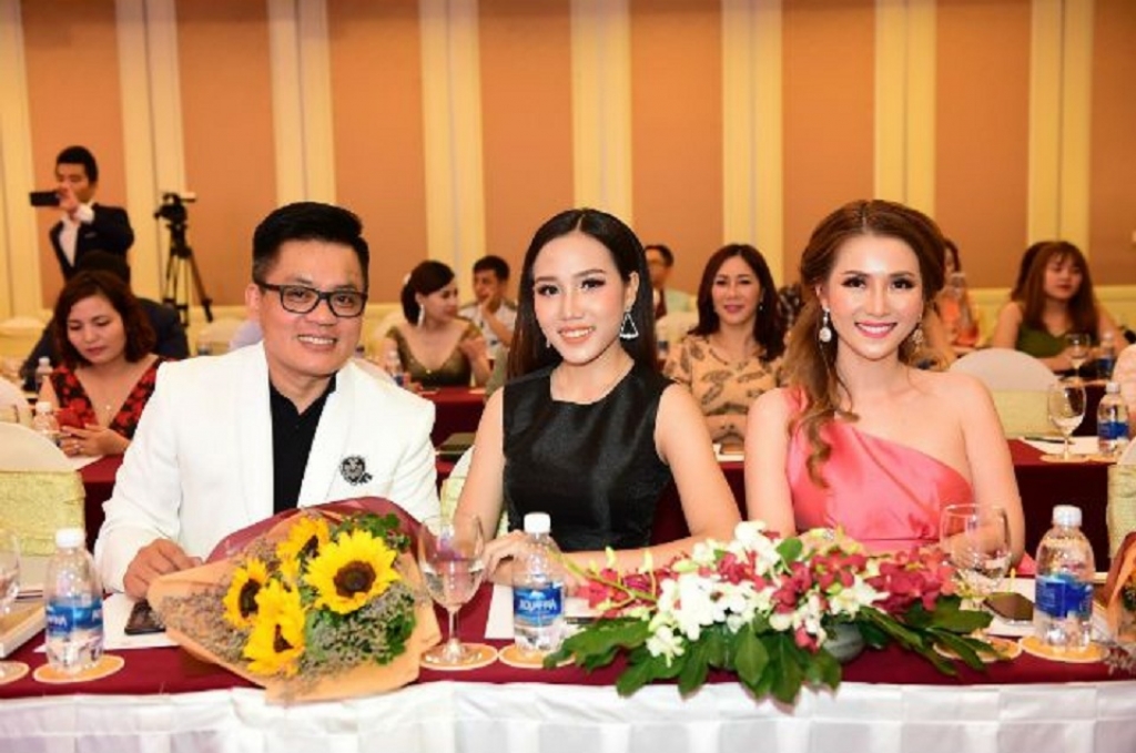 khoi dong cuoc thi danh cho nam nu doanh nhan nguoi viet