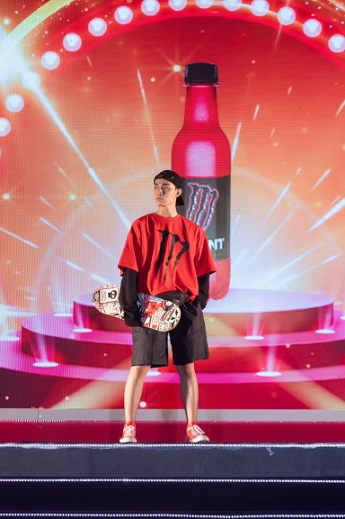 tro lai san dien lan khue duoc tin tuong giao vi tri vedette