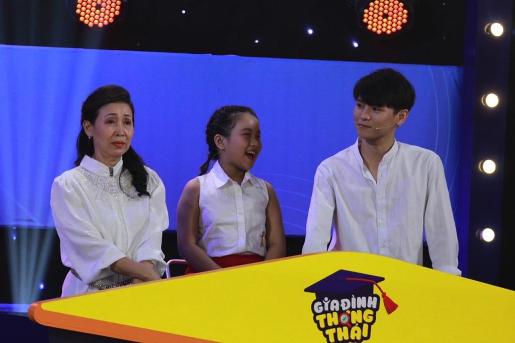 sam khen nuc no nhan sac ha lan nhi va khang dinh co be dep y chang minh luc nho