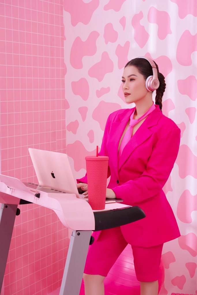 Ngọc Thanh Tâm tung teaser show thực tế cá nhân về 'rich kid' ngập màu hồng và đồ hiệu