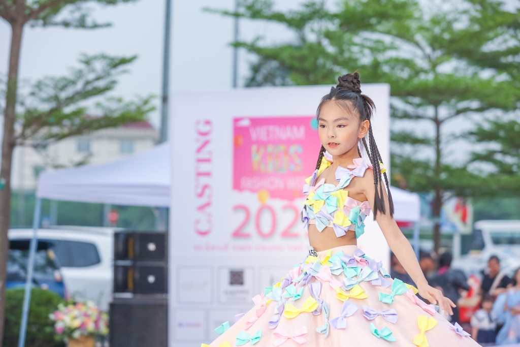 Không khí sôi động và 'nghẹt thở' tại sự kiện casting 'Tuần lễ thời trang trẻ em - Vietnam Kids Fashion Week 2023'