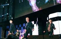 Bộ ba Đạt G, Masew và B Ray phá đảo Nhà thi đấu Quân khu 7 với ca khúc mới toanh