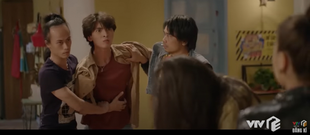 nha tro balanha tap 32 han bi vo tinh cu danh ghen tai tran lam ngo ngang biet bo mat that cua ban gai