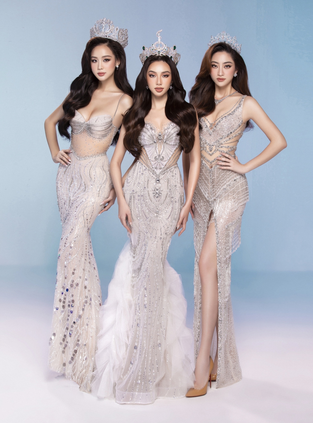 Hoa hậu Thùy Tiên, Lương Thùy Linh, Bảo Ngọc đọ sắc trong trang phục 3 miền