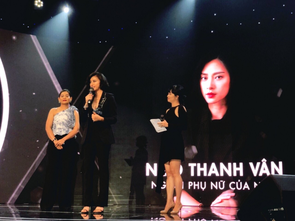 da nu ngo thanh van duoc vinh danh nguoi phu nu cua nam tai elle style awards 2018