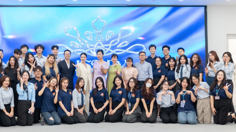 Lộ diện top 15 thí sinh 'đỉnh' của 'Hoa khôi Ngoại giao - Miss DAV 2023'