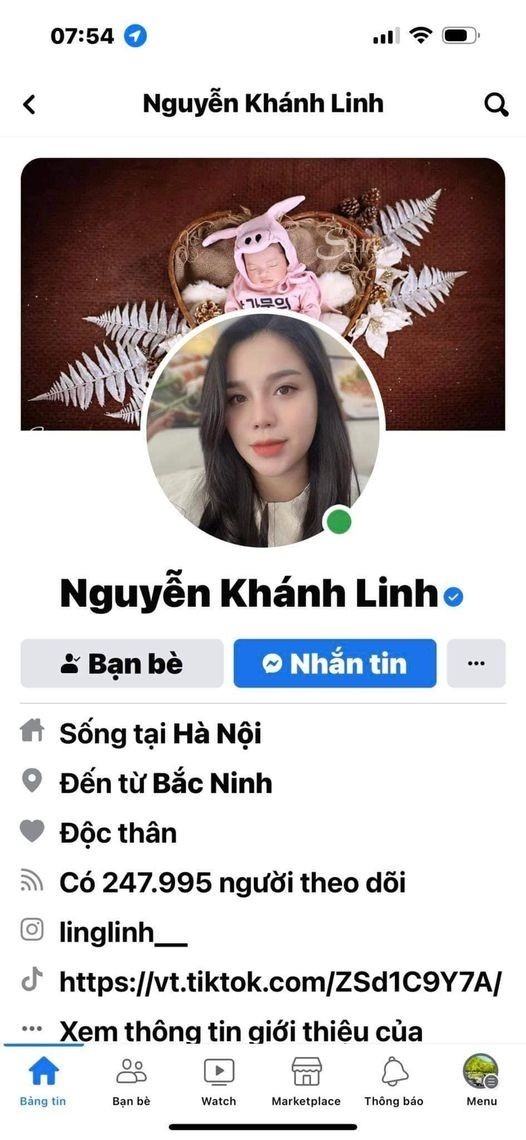 Trung vệ Bùi Tiến Dũng lên tiếng sau status xôn xao của bà xã Khánh Linh