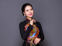 Hoa hậu Mai Phương gợi ý áo dài quý phái cho mẹ uyên ương