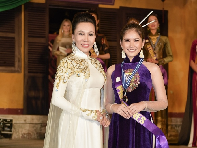 Philippines đạt giải trình diễn áo dài đẹp nhất trong đêm 'Duyên dáng áo dài - Lụa gió'
