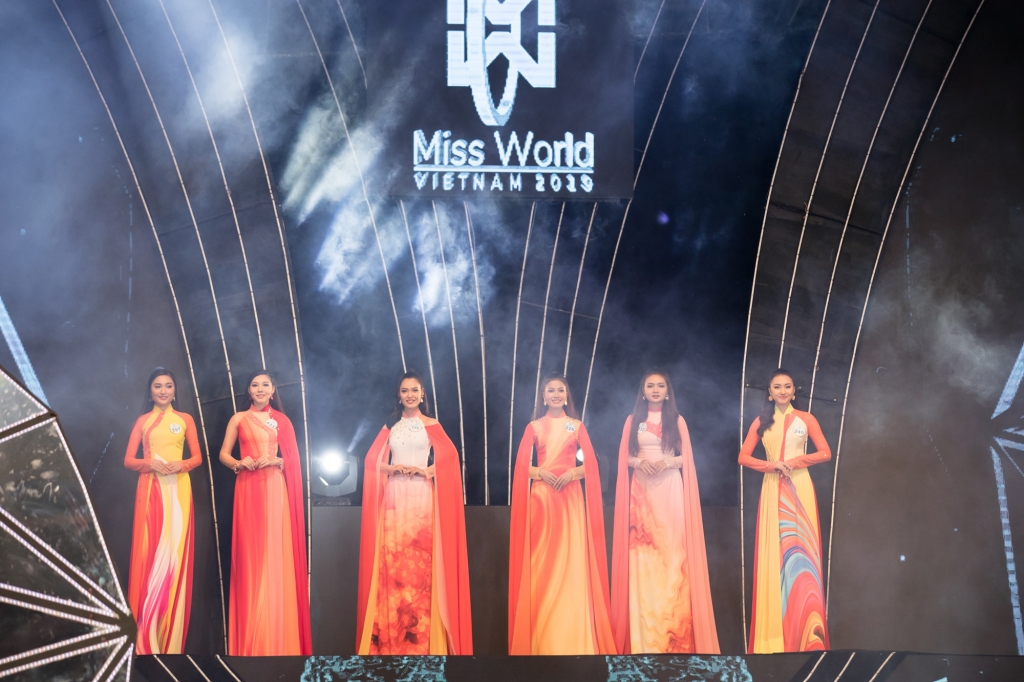 lo dien 20 guong mat thi sinh xuat sac nhat khu vuc phia bac tham du chung ket miss world viet nam 2019