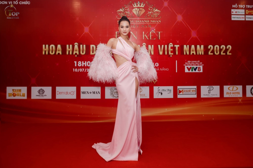 Top 5 Hoa hậu Hoàn vũ Hương Ly làm giám khảo bán kết 'Hoa hậu Doanh nhân Việt Nam 2022'