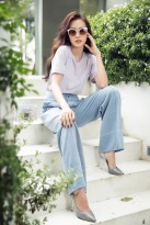 'Nàng thơ' Phan Bảo Ngân ấn tượng trong dòng sản phẩm Premium của Elise