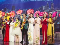 Trương Thị May bất ngờ được dàn Hoa hậu, nhà sản xuất phim chúc mừng sinh nhật ngay trên sân khấu