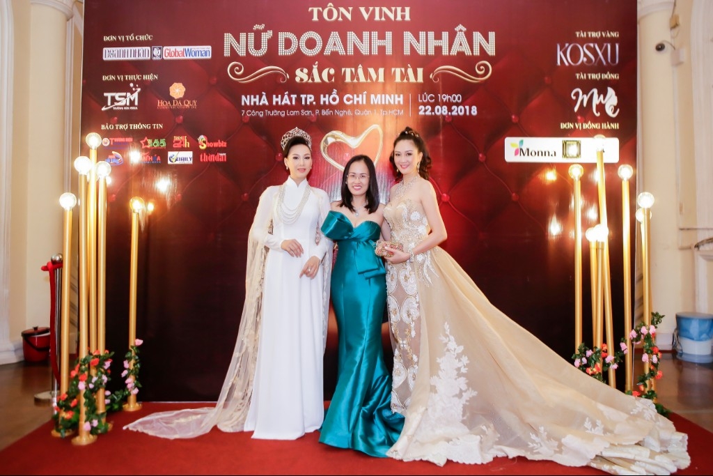 hoa hau dam luu ly bat ngo duoc vinh danh nu doanh nhan sac tam tai 2018