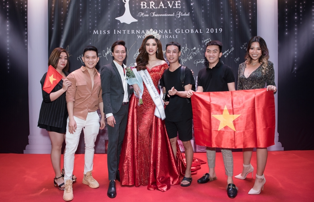 Người đẹp Bạc Liêu - Nguyễn Mỹ Huyền đăng quang 'Hoa hậu quốc tế toàn cầu 2019'