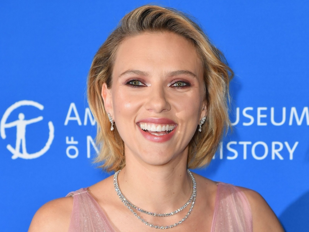 scarlett johansson nam thu hai lien tiep dan dau danh sach cac nu dien vien giau nhat hollywood