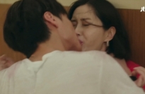 Phim 19+ Hàn Quốc 'Hội bạn cực phẩm' bị 'ném đá' vì dùng cảnh 'giường chiếu' quá đà