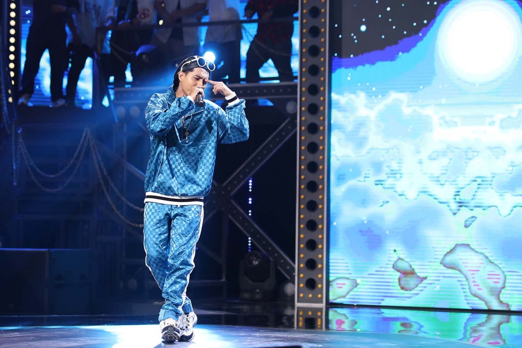 rap viet tap 3 nu thi sinh con nha bac si khien dan nam sinh phai de chung vi thanh tich dang ne