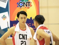 Hé lộ loạt ảnh 'nam thần bóng rổ' đẹp trai của Rocker Nguyễn trên phim trường Glee V