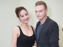 Hà Thúy Anh cùng Kyo York ngồi 'ghế nóng' cuộc thi hát dành cho sinh viên