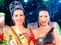 Giám kháo Trịnh Kim Chi lộng lẫy trao vương miện cho 'Nữ hoàng Doanh nhân Việt Nam 2017'