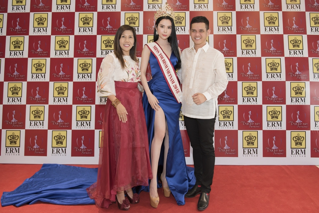 a khoi huynh vy chinh thuc dai dien viet nam tham gia miss tourism queen worldwide 2018