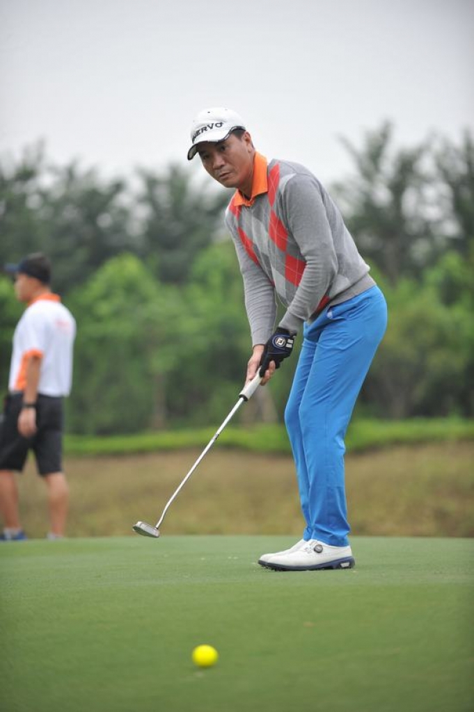 nguoi dep khong tuoi thuy hang dam nhan chuc vu moi pho chu tich passion golf club