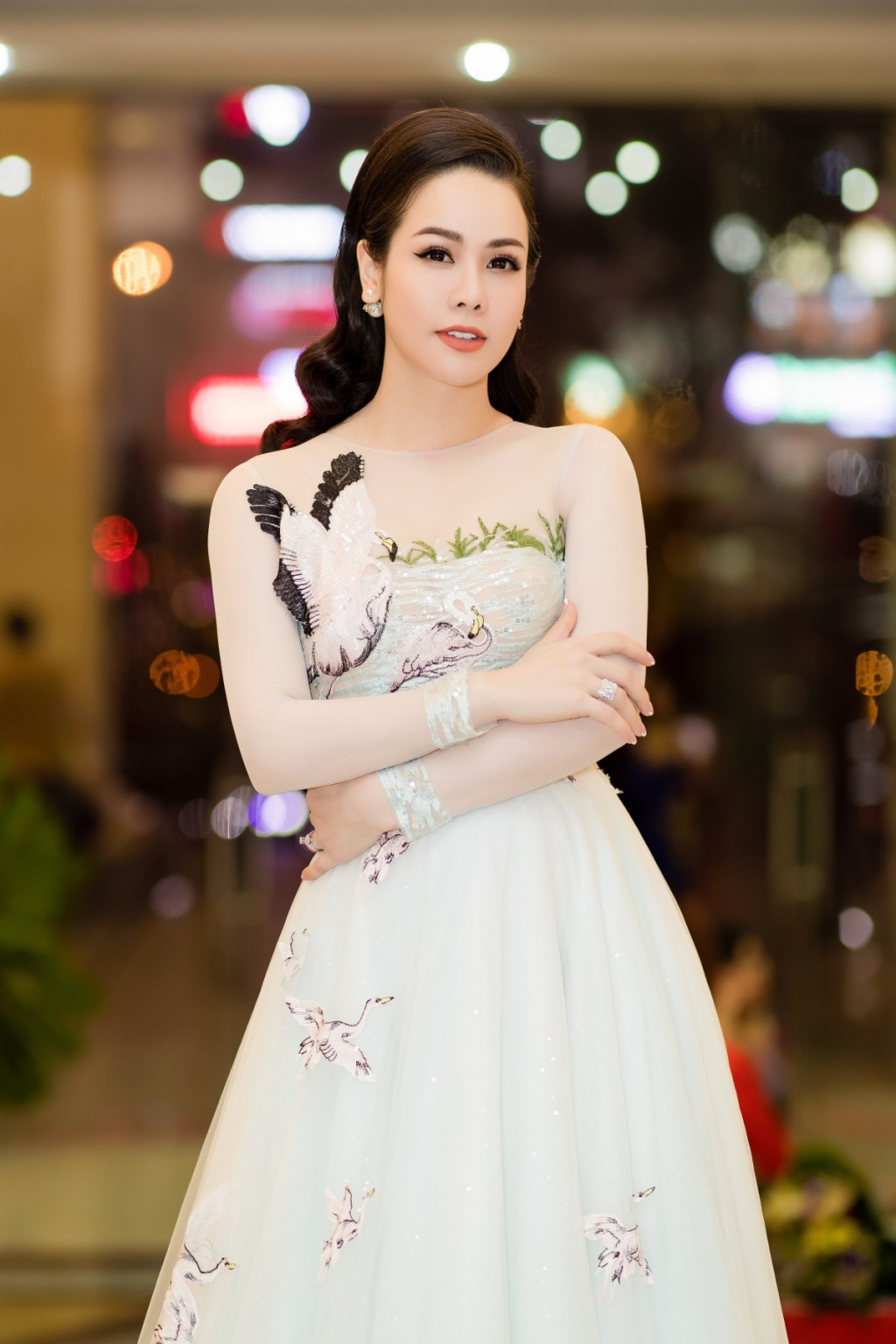 nhat kim anh bi thi binh trong tieng set trong mua am suot 2 nam