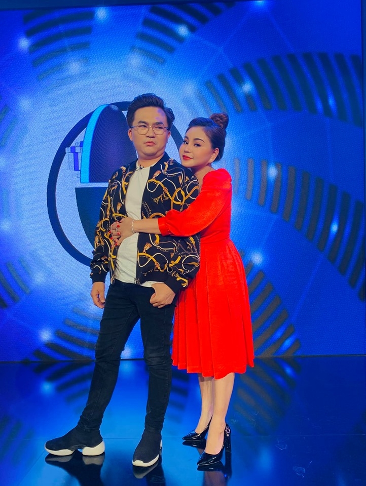 le giang ban ron voi hang nui cong viec sau chuyen luu dien tu my ve