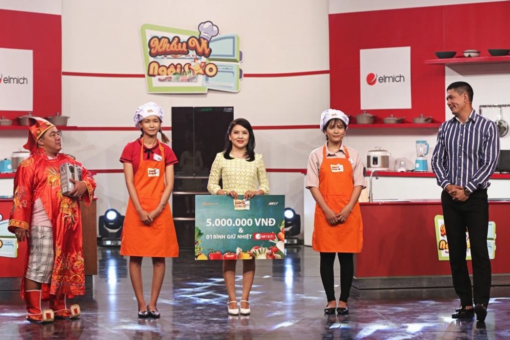 dien vien ngoc trinh gia me toi khong ra nuoc ngoai toi se duoc an ngon moi ngay