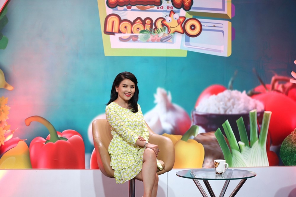 dien vien ngoc trinh gia me toi khong ra nuoc ngoai toi se duoc an ngon moi ngay