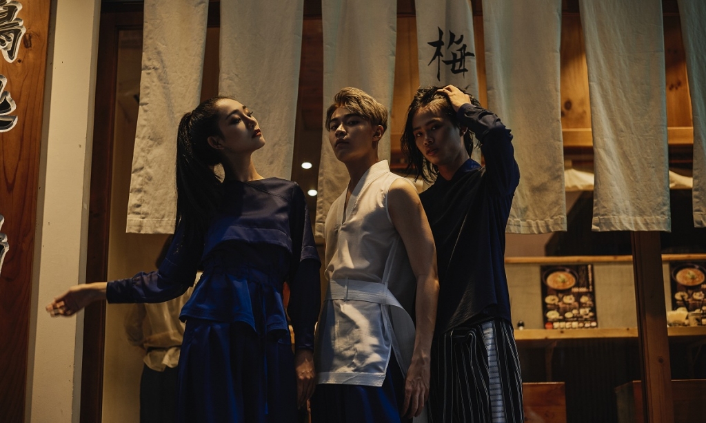 cam nhan chat ngong nhe nhang cua ntk phuc le qua bst no3 strangers